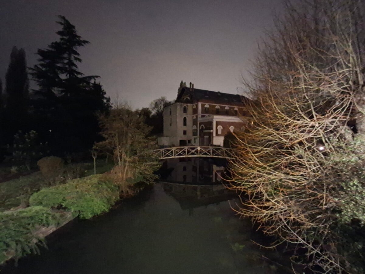 Ultra grand-angle de nuit Ultra grand-angle de nuit