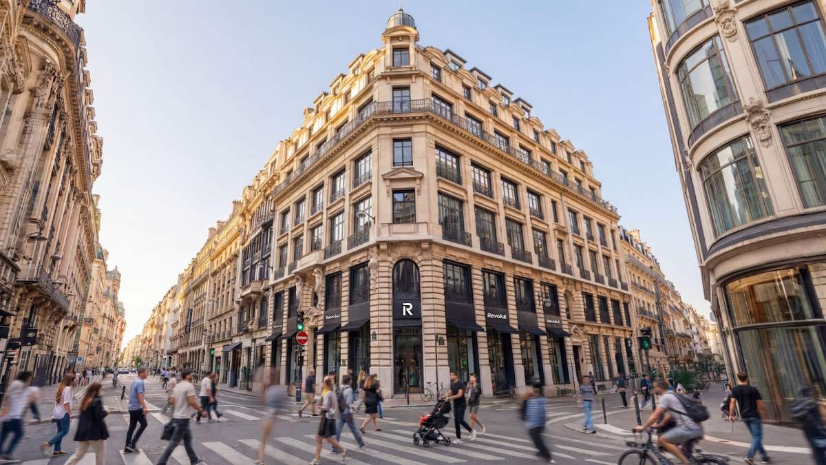 Image 2 417 mètres carrés, 6 étages, immeuble fin XIXe… Revolut dévoile son nouveau siège parisien dans le quartier de la Bourse