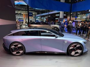 Peugeot Concept 6 // Source : Vincent Sergère - Frandroid