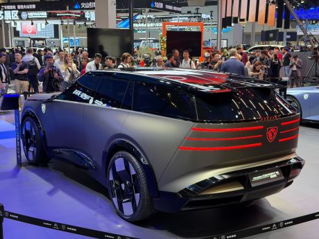 Peugeot Concept 8 // Source : Vincent Serg&egrave;re - Frandroid