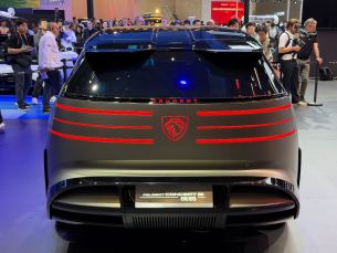 Peugeot Concept 8 // Source : Vincent Sergère - Frandroid
