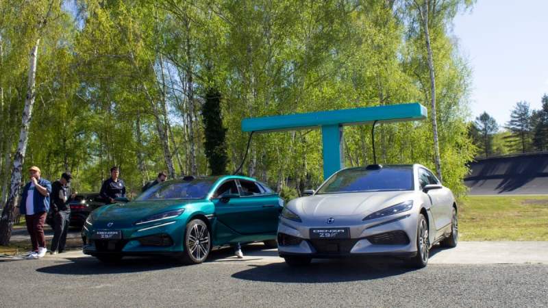 J’ai testé la recharge en 5 minutes de la Denza Z9GT de BYD en France&nbsp;: mission accomplie, mais avec quelques contraintes