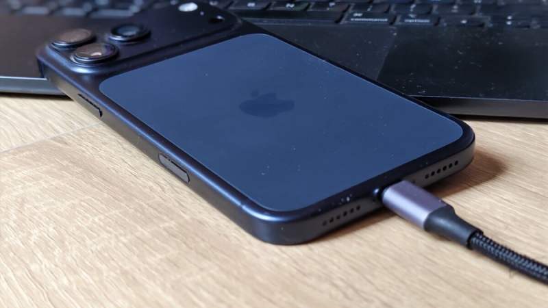 Votre iPhone 17 / Air refuse de s&rsquo;allumer après une panne de batterie&nbsp;? Voici la solution