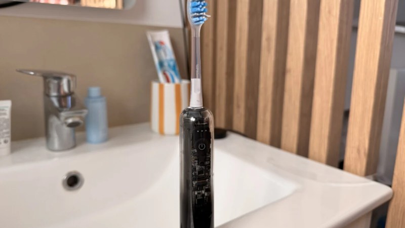 J’ai testé la Laifen Wave Pro pendant un mois&nbsp;: bluffante au brossage, frustrante au quotidien