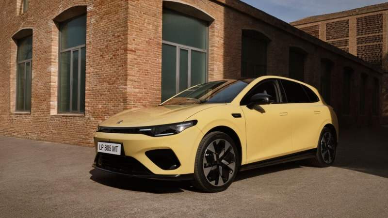La Leapmotor B05 arrive à prix cassé en Europe&nbsp;: voici les tarifs de cette rivale chinoise de la Renault Mégane E-Tech vendue par Stellantis