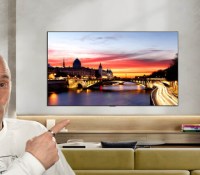 LG 77C6 lifestyle introOK LG 77C6 lifestyle introOK