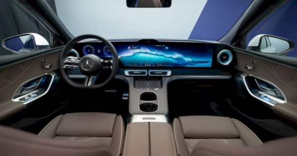 Der neue Mercedes-Benz C 400 4MATIC elektrisch.
 
Energieverbrauch kombiniert: 18,6-14,2 kWh/100 km | CO₂-Emissionen kombiniert: 0 g/km | CO₂-Klasse: A [1]
 
Exterieur: AMG Line; MANUFAKTUR opalithweiß metallic bright
 
 
[1] Die Angaben sind vorläufig. Es liegen bislang weder bestätigte Werte von einer amtlich anerkannten Prüforganisation noch eine EG-Typgenehmigung noch eine Konformitätsbescheinigung mit amtlichen Werten vor. Abweichungen zwischen den Angaben und den amtlichen Werten sind möglich.
 
//
The all-new Mercedes-Benz C 400 4MATIC electric.
 
Energy consumption combined: 18,6-14,2 kWh/100 km | CO₂ emissions combined: 0 g/km | CO₂ class: A [1]
 
Exterior: AMG Line; MANUFAKTUR opalithe white bright
 
[1] The information is provisional. Neither confirmed values from an officially recognised testing organisation nor an EC type approval nor a certificate of conformity with official values are available to date. Deviations between the data and the official values are possible.