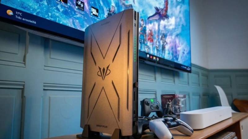 On a testé le Minisforum AtomMan G7 Pro&nbsp;: j&rsquo;ai transformé un mini PC en console de salon