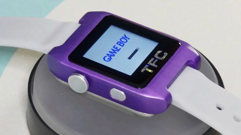 Cette montre peut lancer des jeux de Game Boy Color