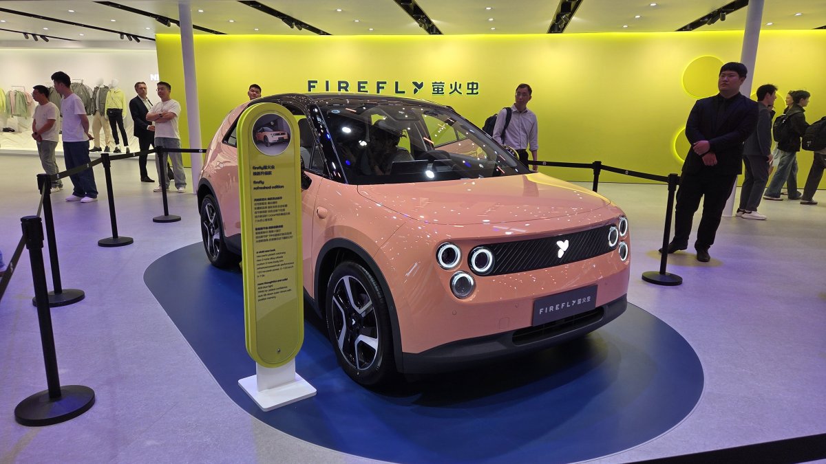 Quatre petites voitures électriques chinoises arrivent en Europe - Image d'illustration