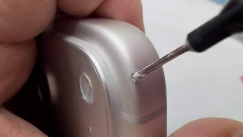 iPhone 17 Pro&nbsp;: en Chine, des réparateurs font des miracles sur son châssis en aluminium