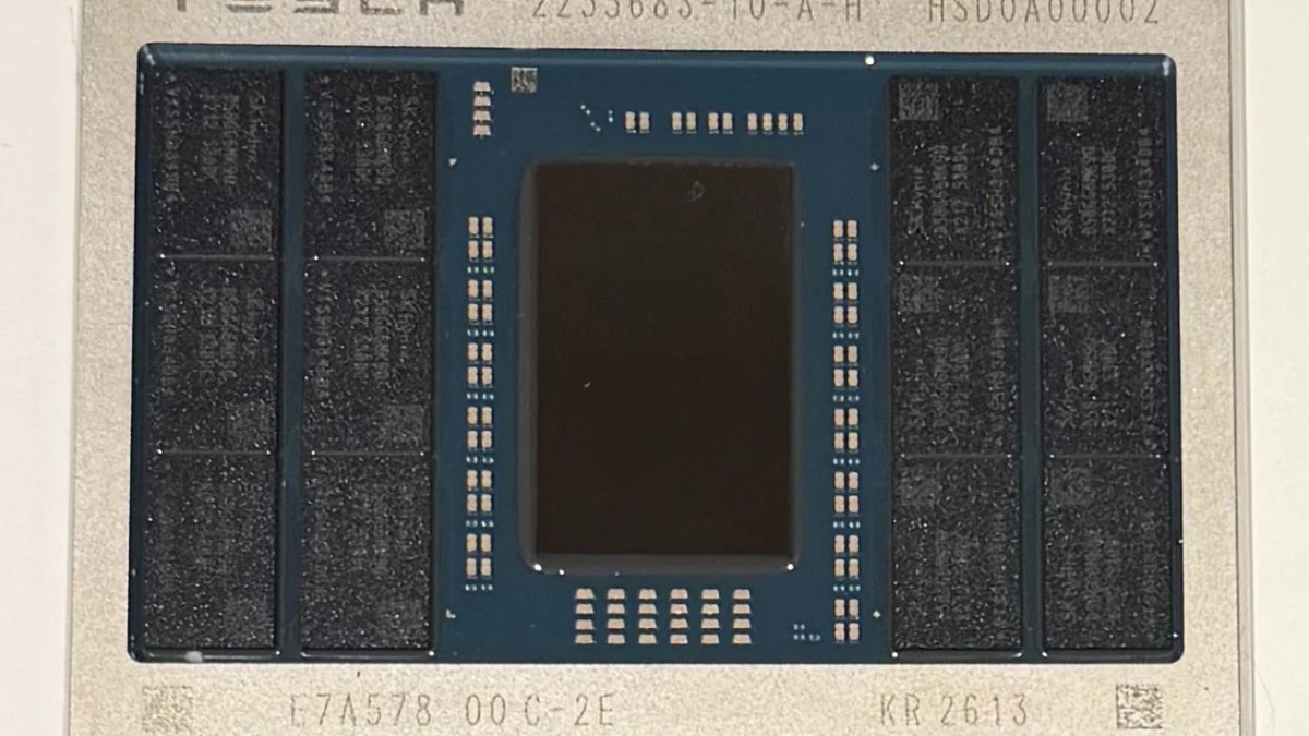 Nouvelle puce Tesla : ce que “l’une des puces d’IA les plus produites de l’histoire” va changer dans votre quotidien