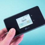 Test du routeur 5G TP-Link M8550 : le routeur 5G de voyage avec option NAS