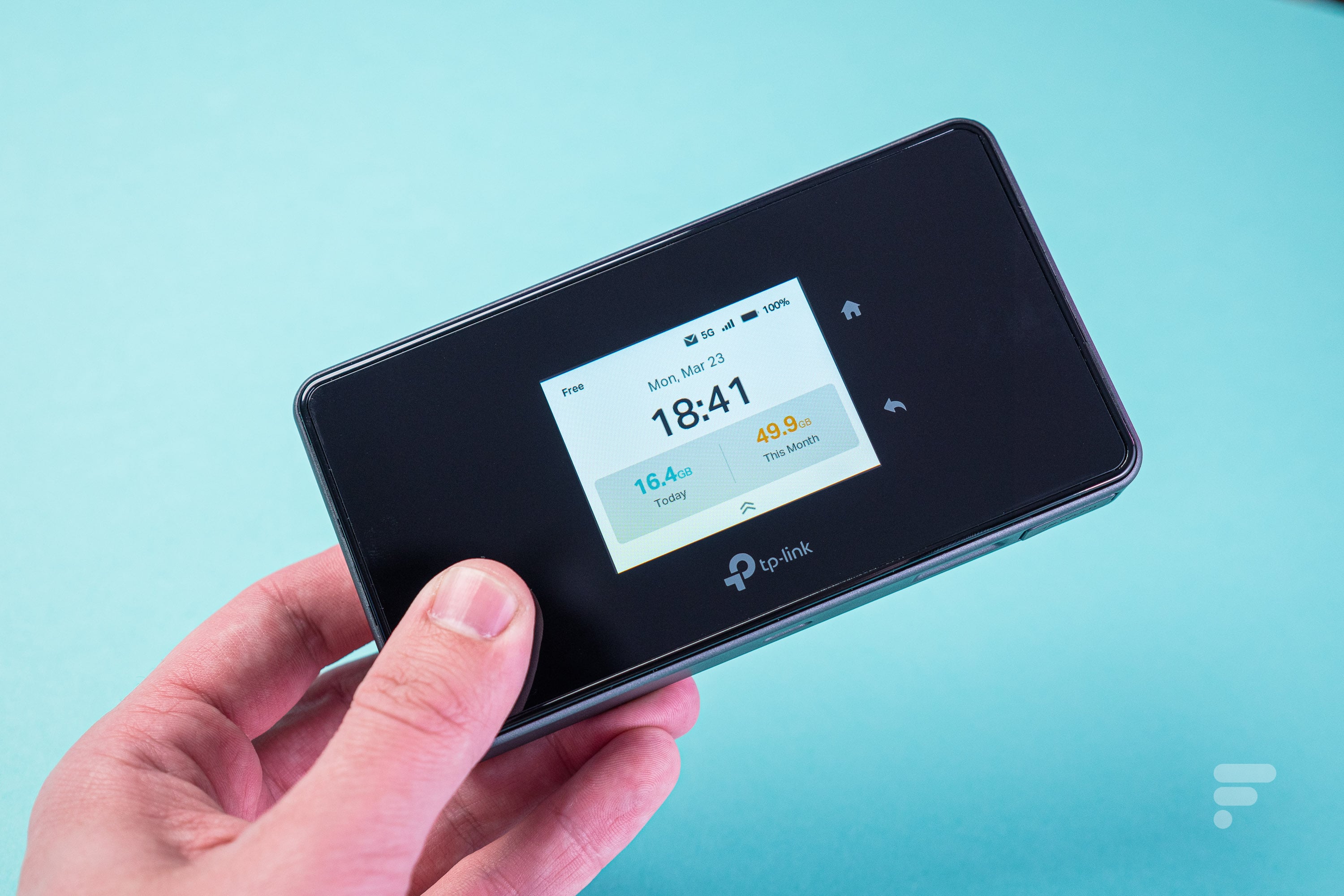 Test du routeur 5G TP-Link M8550 : le routeur 5G de voyage avec option NAS