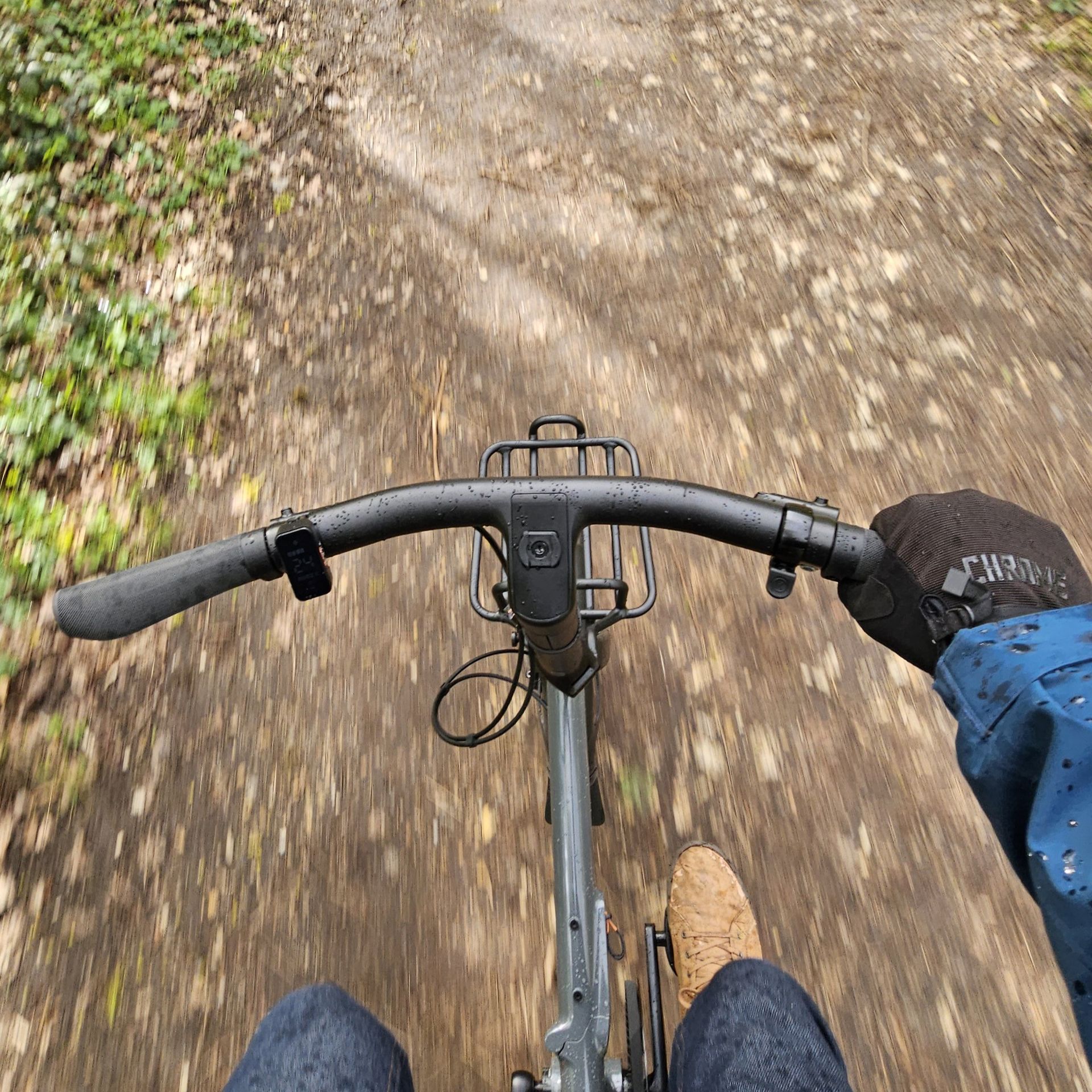 UTO PRO16 conduite chemin UTO PRO16 conduite chemin