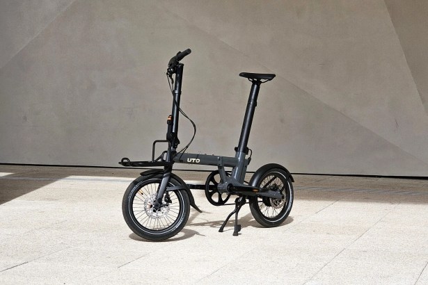 UTO PRO16 design avant UTO PRO16 design avant