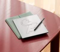 10-reMarkable_Paper_Pure_In_use