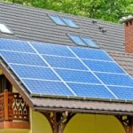 Crise de l&rsquo;énergie : pourquoi les particuliers s&rsquo;arrachent soudainement les panneaux solaires