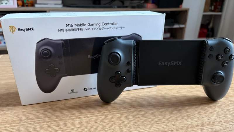 J’ai testé cette manette Bluetooth pour smartphone à moins de 50&nbsp;€&nbsp;: elle n&rsquo;a presque rien à envier aux cadors du marché