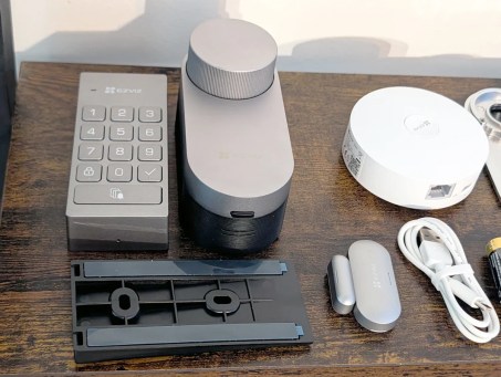 Ezviz DL01 Pro Kit (16)