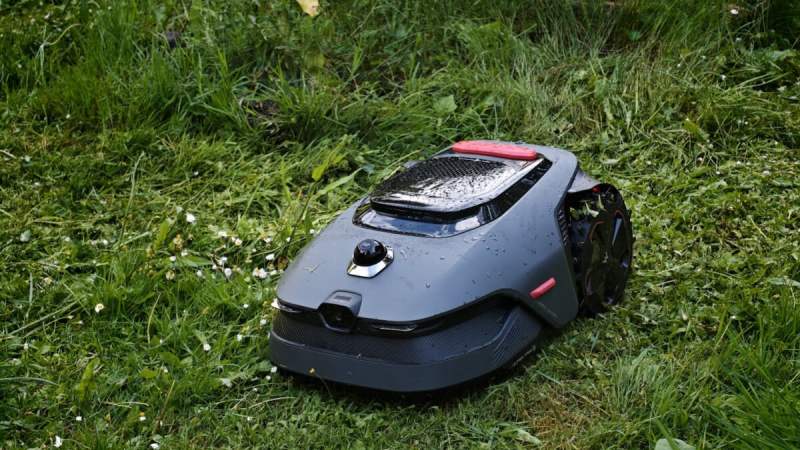 Test du Mova LiDAX Ultra 1000&nbsp;: la tonte autonome sans antenne, sans fil et sans (trop) se prendre la tête