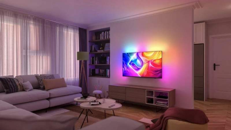 Ce TV Philips QLED 4K Ambilight de 65″, 144 Hz et Dolby Atmos fait son cinéma avec 45% de remise