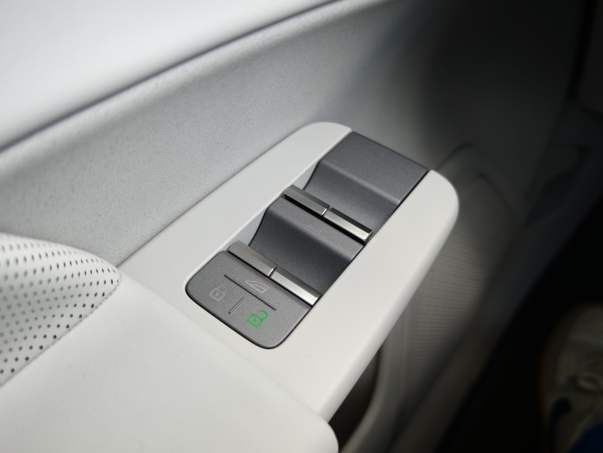 Volvo EX60 - Frandroid - MVIMG_20260506_144525