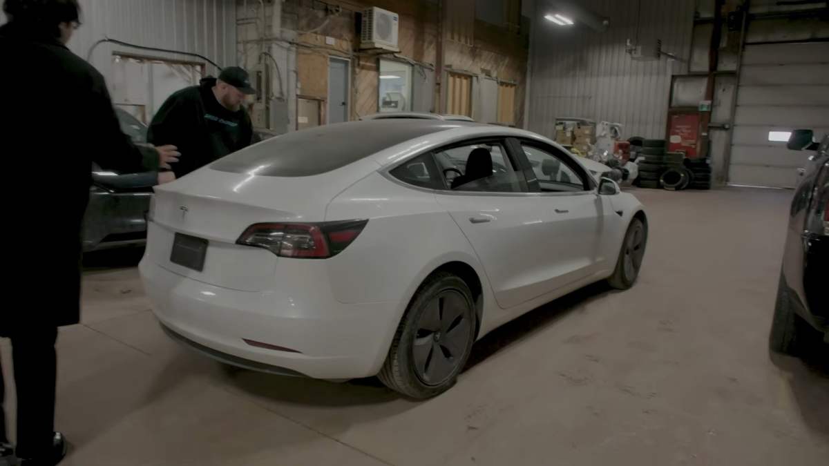 Batterie Tesla Model 3 après 609 828 km : que reste-t-il ? - Image d'illustration