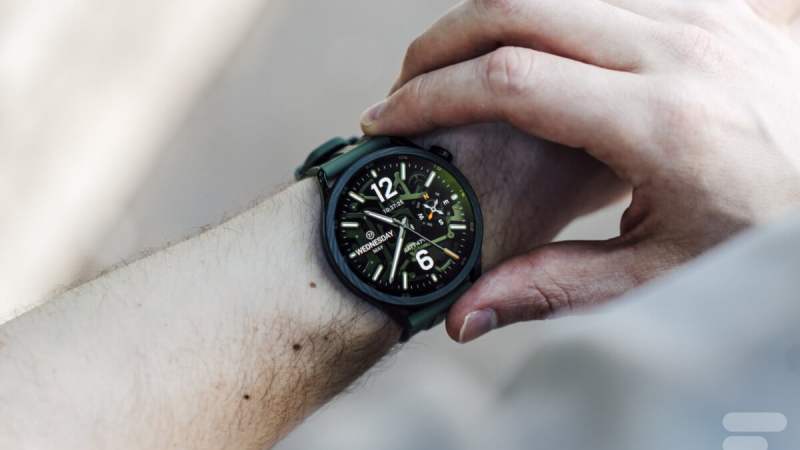 On a testé la Xiaomi Watch S5, l’alternative élégante qui sacrifie Wear OS pour une batterie folle