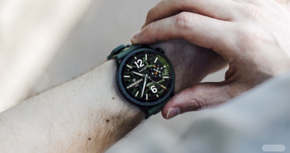 La Xiaomi Watch S5 // Source : Chloé Pertuis - Frandroid La Xiaomi Watch S5 // Source : Chloé Pertuis - Frandroid