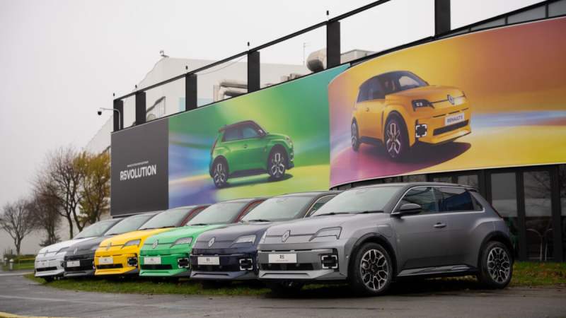 Renault supprime 800 postes dans son ingénierie&nbsp;: le prix fort pour contrer l’offensive électrique chinoise