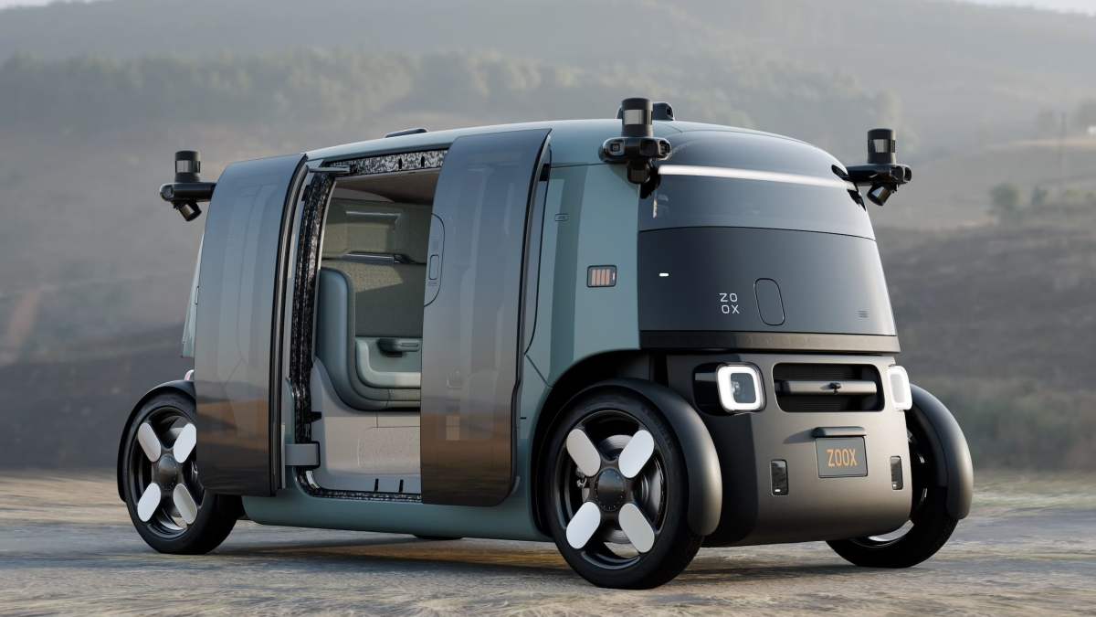 Zoox : la voiture électrique sans volant d’Amazon s’améliore et vise les 10 000 unités par an… mais l’administration bloque