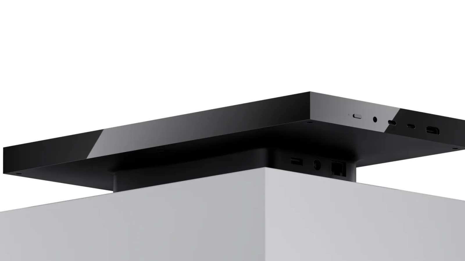 Microsoft dévoile un mini Surface sous puce Nvidia RTX Spark, pensé pour l’IA en local et capable de faire tourner des modèles à 120 milliards de paramètres