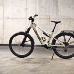 On a roulé avec le nouveau vélo tout-chemin Amflow avec son moteur Avinox M2 de DJI : un VTTAE civilisé ?