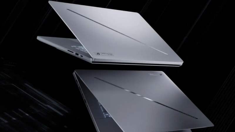 RTX 5080 et 64 Go de RAM : ce PC portable gamer ultra-fin voit son prix baisser de 700 €