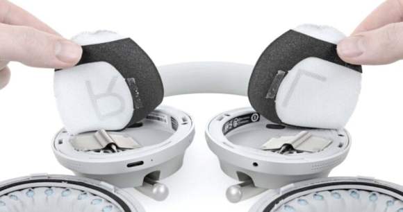Bose NC700 démonté // Source : iFixit