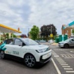 Recharge en 10 minutes et consommation record : comment Shell veut réinventer la voiture électrique
