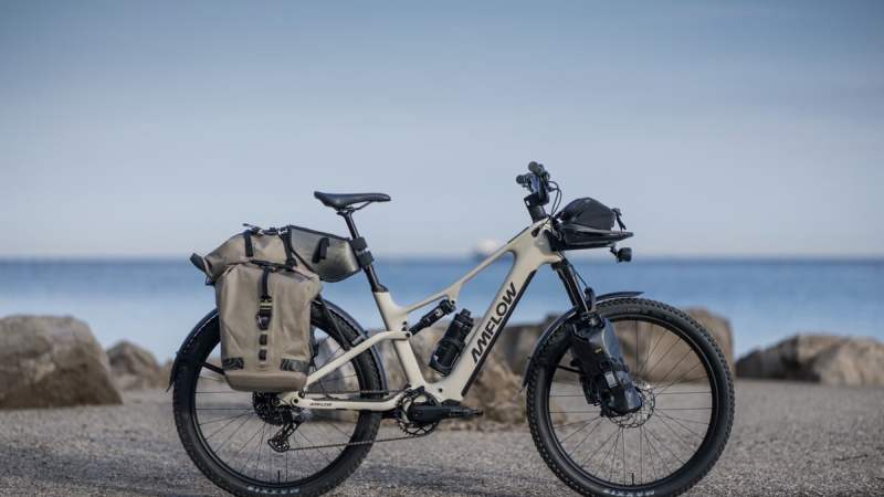 DJI dévoile l’Amflow TL Carbon, un vélo électrique de randonnée doté d’une batterie XXL et d’un moteur surpuissant