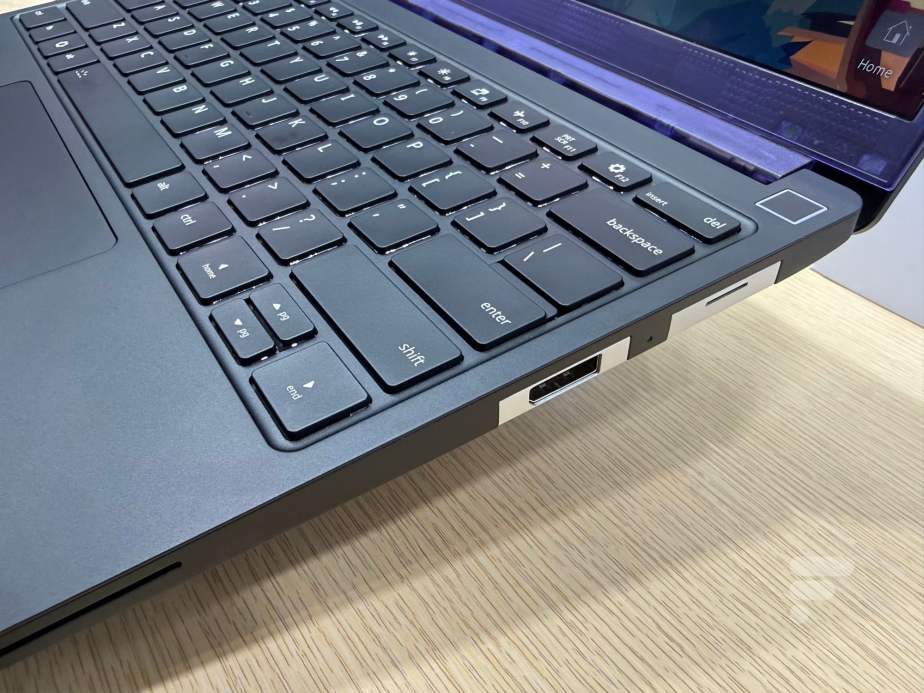 Framework Laptop 13 Pro sous Linux // Source : Frandroid