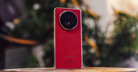 Honor Magic V6 // Source : Chloé Pertuis - Frandroid