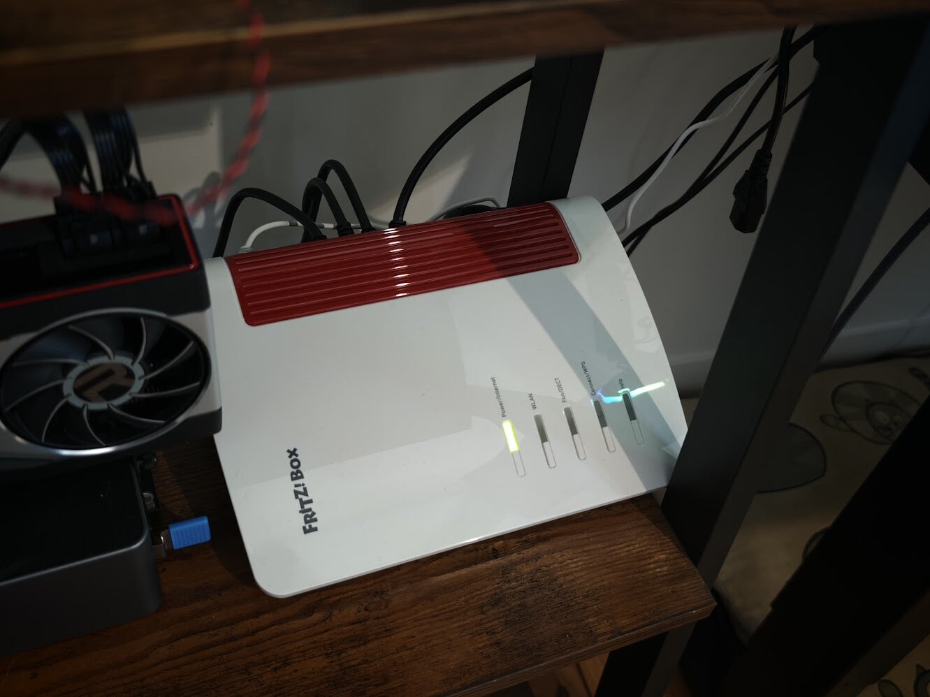 FRITZ!Box 4690 : on a testé le « Free des routeurs », enfin disponible en France