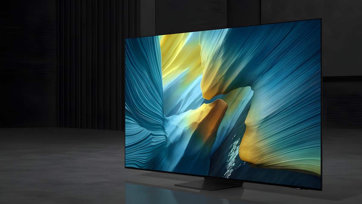 Image Cet immense TV QD-OLED Samsung de 77 pouces noté 9/10 voit enfin son prix dégringoler