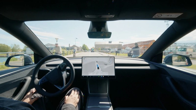5 infractions en quelques secondes : le couac de Tesla dans sa pub pour la conduite autonome