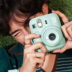 Fujifilm lance l&rsquo;Instax mini 13 : pourquoi cet appareil instantané va corriger son plus gros défaut