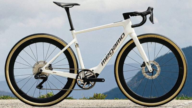 1300 W : ce nouveau vélo de route électrique embarque le plus puissant des moteurs DJI