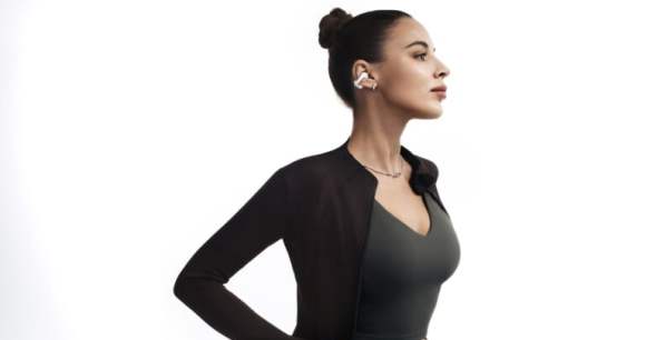 Shokz dévoile les OpenDots 2 nouveaux écouteurs ouvertnDots 2_POP KV_WT_Adobe  RGB_003
