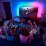 Cet immense TV OLED Philips Ambilight de 77 pouces perd 500 € juste avant la Coupe du Monde