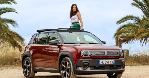 La Renault 4 E-Tech Plein Sud offre une bouffée d’air, qui peut séduire les amateurs de découvrables // Source : Nass M La Renault 4 E-Tech Plein Sud offre une bouffée d’air, qui peut séduire les amateurs de découvrables // Source : Nass M