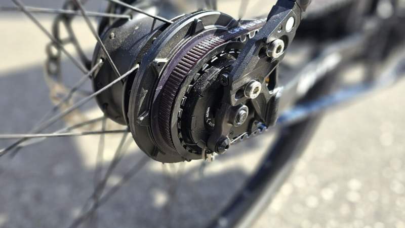 On a pris en main l’UTgear H2, la nouvelle boîte de vitesses pour vélo électrique équipé d’une courroie