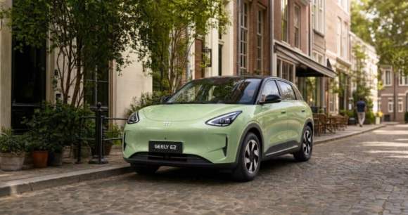 Geely E2 // Crédit : Geely